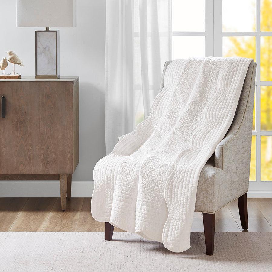 White throws best sale for beds