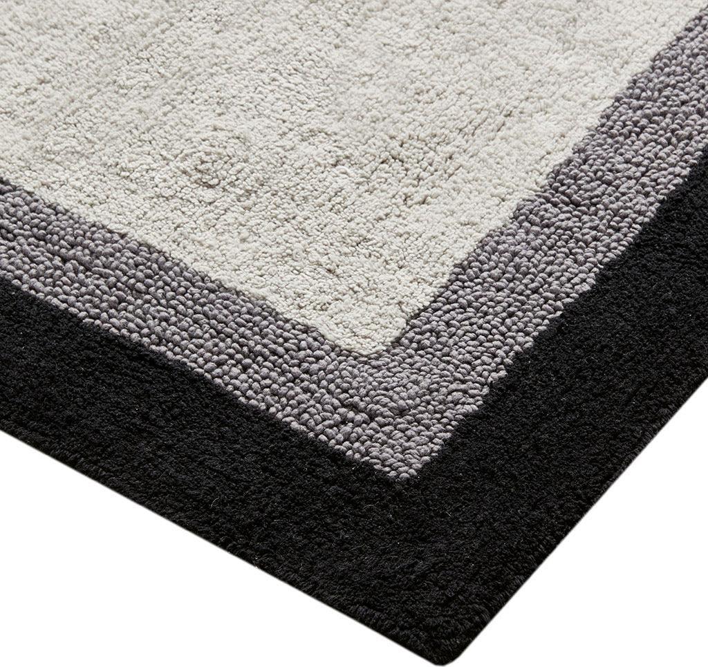 Olliix.com Bath Rugs - Amherst 20" Bath Rug Black