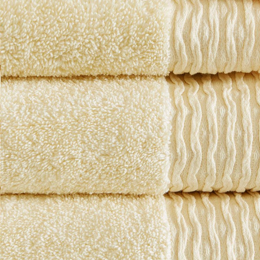 Shop Breeze Jacquard Wavy Border Zero Twist Cotton Towel Set White, Bath  Towels