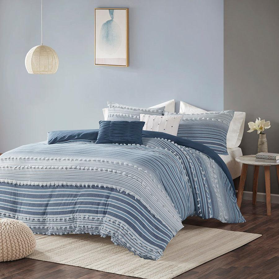 Shop Calum Modern Cotton Jacquard Duvet Cover Set King/Cal King