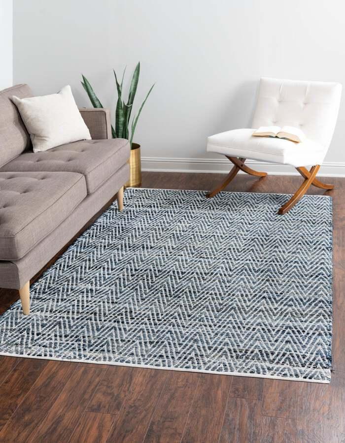 https://www.casaone.com/cdn/shop/files/chindi-chevron-coastal-10x14-rectangular-rug-denim-unique-loom-casaone-10.jpg?v=1683942582