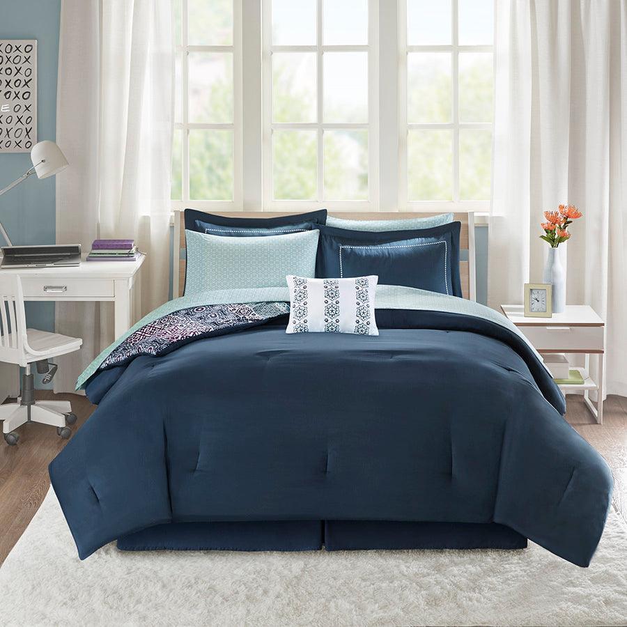 Intelligent Design Loretta Navy Twin Comforter and Sheet Set