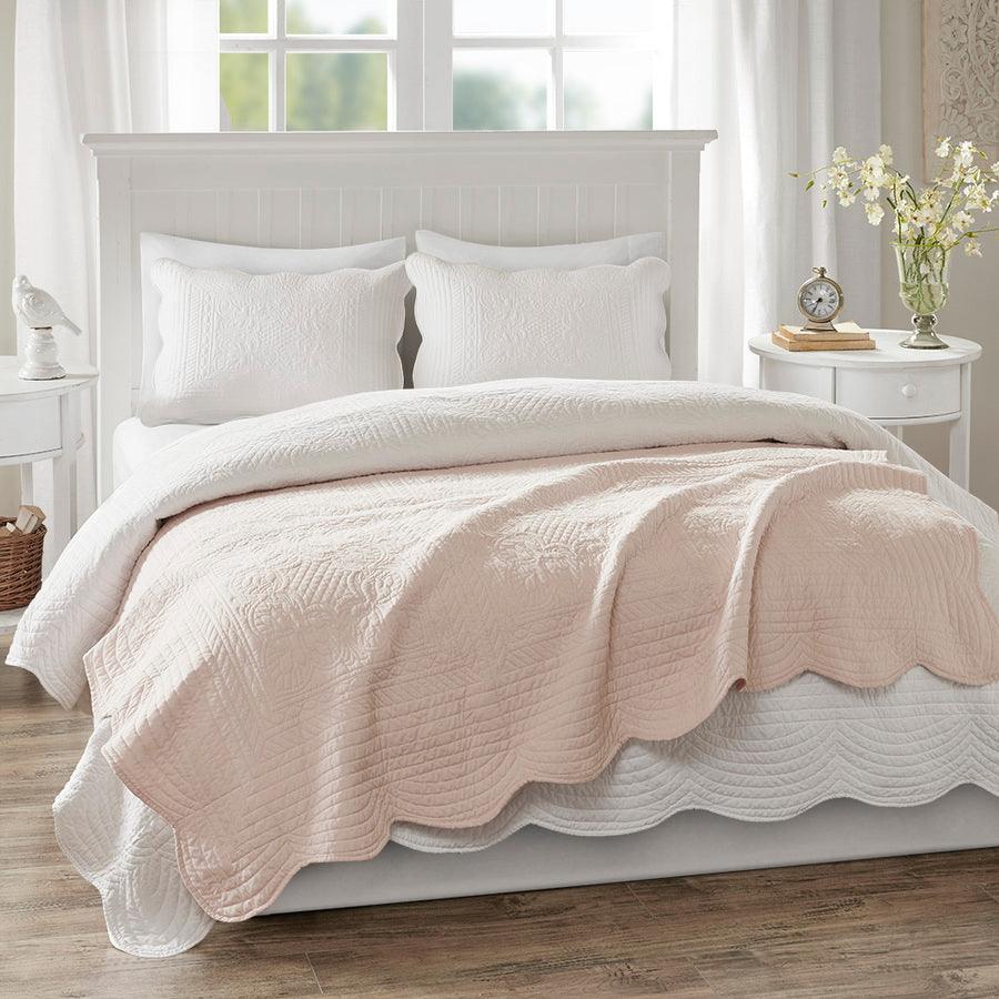 Quilted throws for online beds