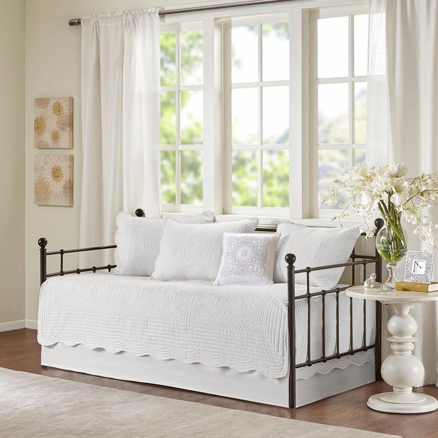 Olliix.com Comforters & Blankets - Tuscany Daybed 6 Piece Reversible Scalloped Edge Daybed Cover Set White