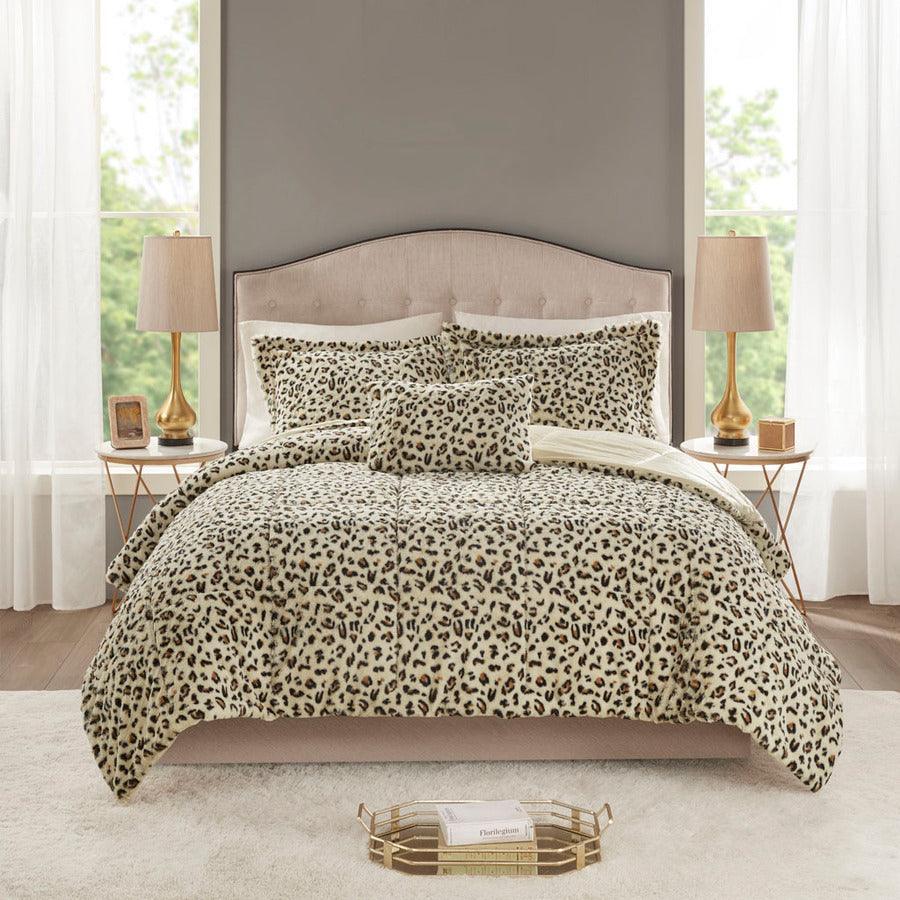 Olliix.com Comforters & Blankets - Zuri Full/Queen/14X20" Comforter (Set) Cheetah