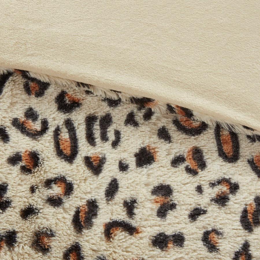 Olliix.com Comforters & Blankets - Zuri Full/Queen/14X20" Comforter (Set) Cheetah