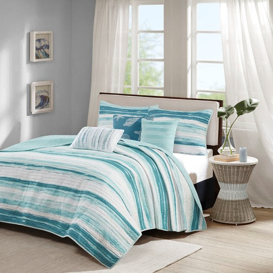 Olliix.com Coverlet - 6 Piece Printed Quilt Set with Throw Pillows Aqua Cal King